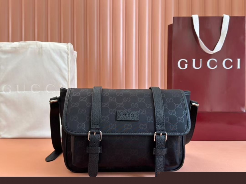 G*u*i satchel bags